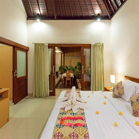 Kubal Villa And Living Seminyak Чангу Экстерьер фото