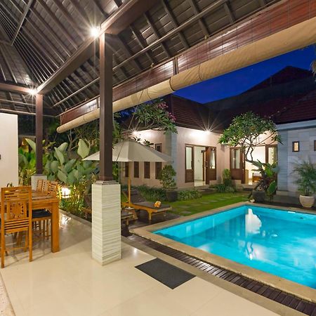 Kubal Villa And Living Seminyak Чангу Экстерьер фото