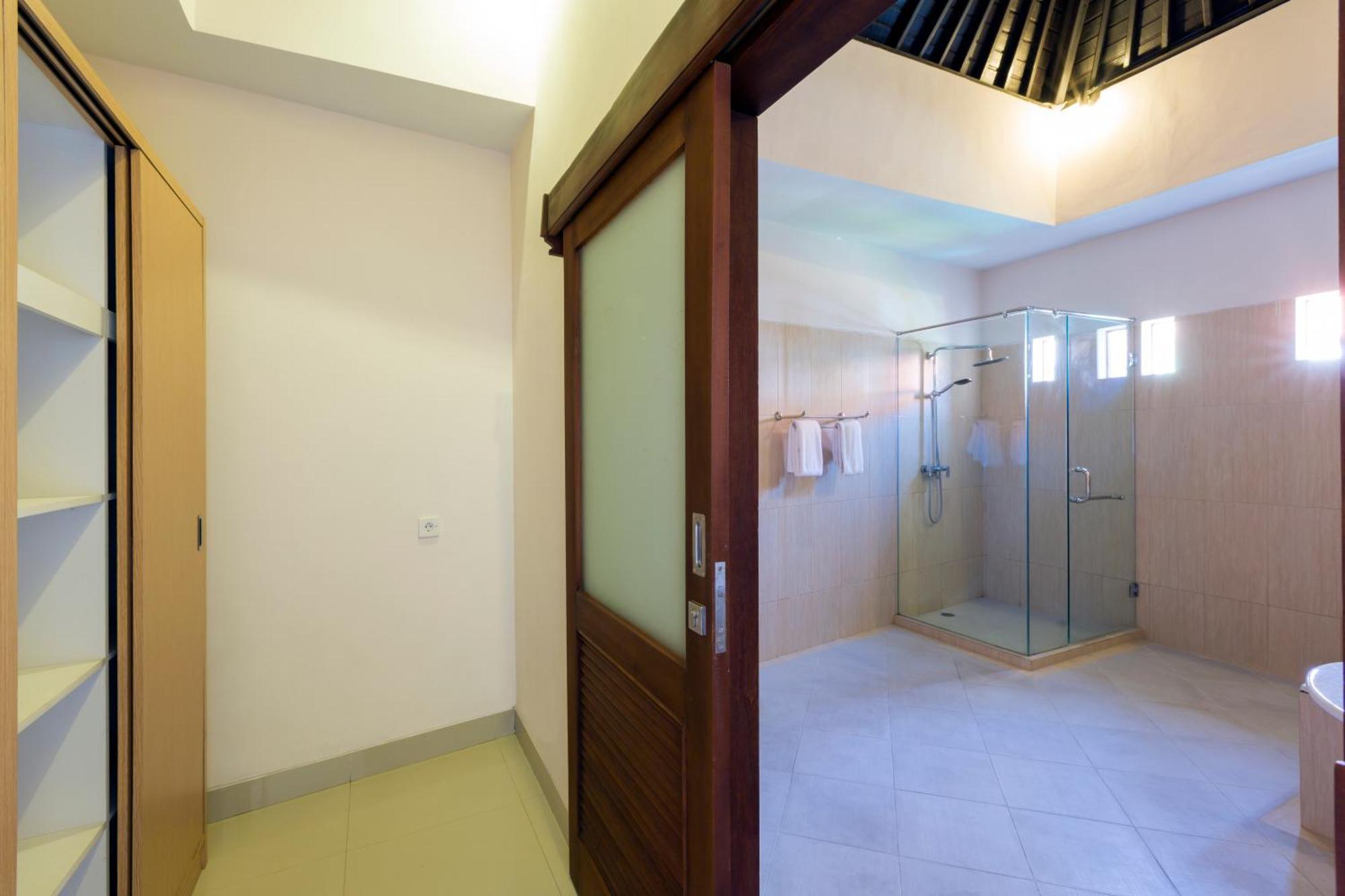 Kubal Villa And Living Seminyak Чангу Экстерьер фото