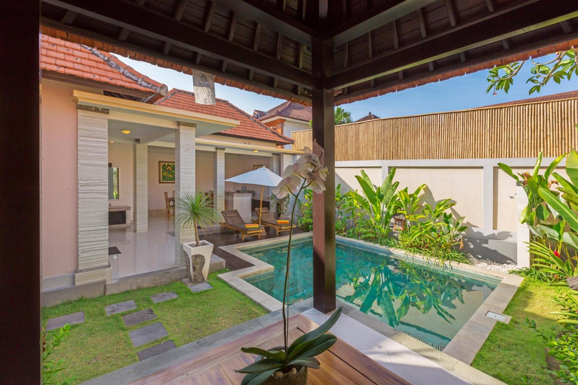 Kubal Villa And Living Seminyak Чангу Экстерьер фото